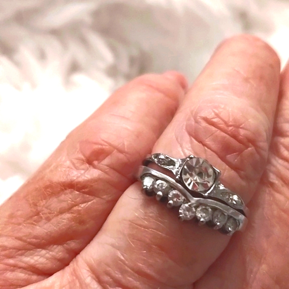 Designer Ring Set 7 14$